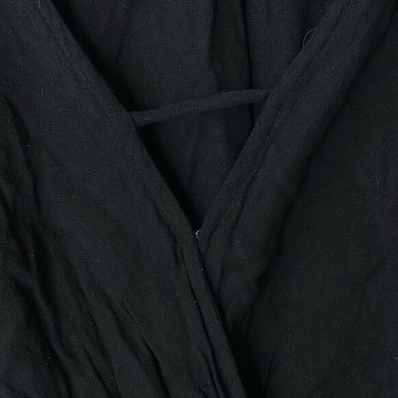 Urban Outfitters Surplice Draped Blouse in Black Textured Cotton Long Sleeve - Picture 5 of 9